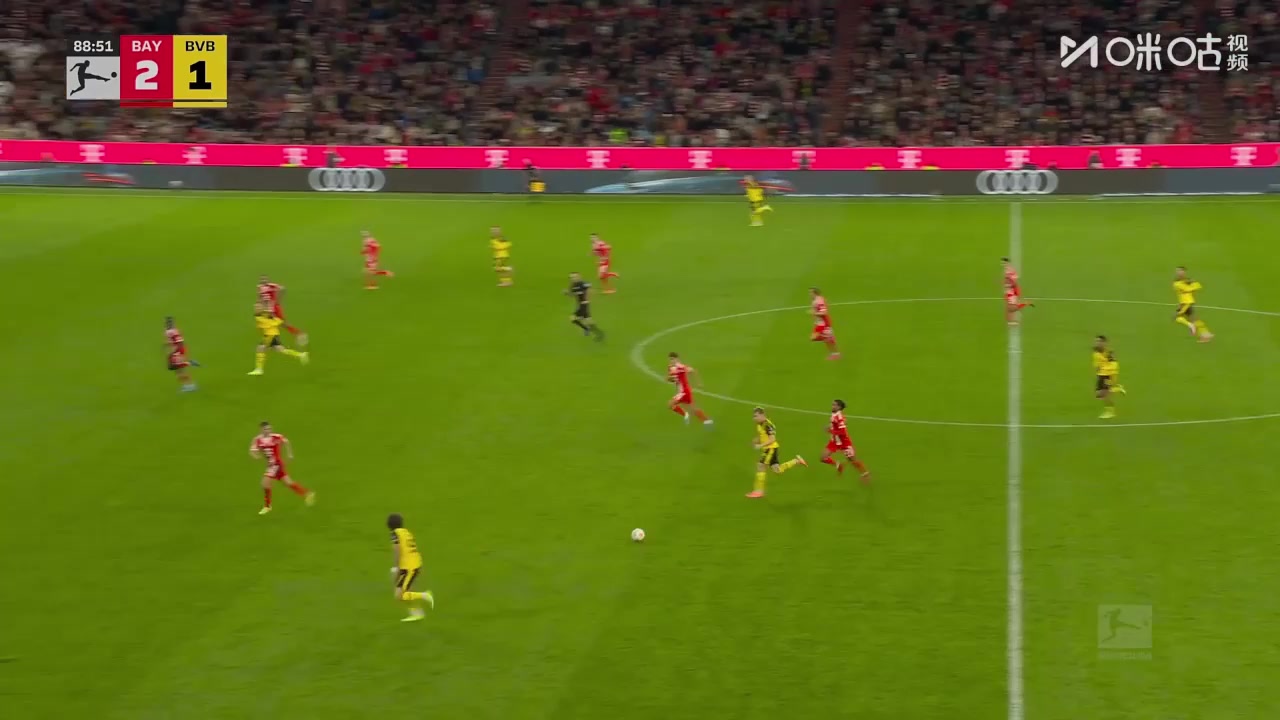 当爹又当妈凯恩回防飞铲化解射门本场踢中锋踢中场又当后卫